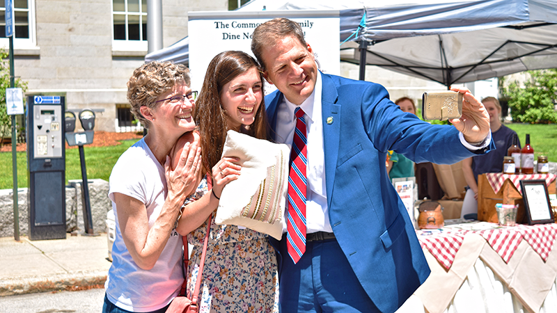 Governor Chris Sununu stops by the New Hampshire Made Expo as part of the State House Bicentennial Celebration. 